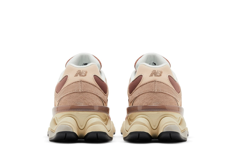 Tênis New Balance 9060 Sparrow Flat Taupe Marrom